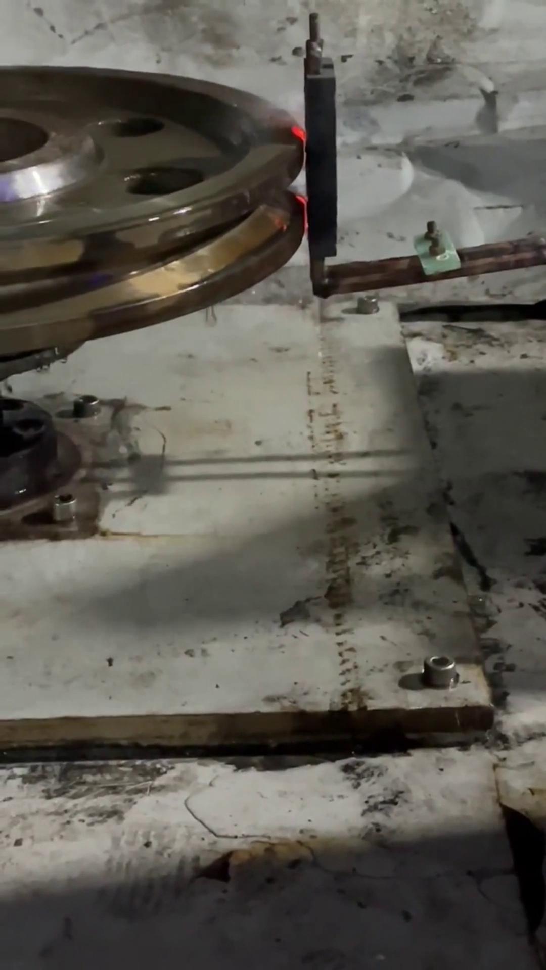 中频9.1成人免费看片加热设备 高频淬火机床 手持式高频机 表面淬火热处理