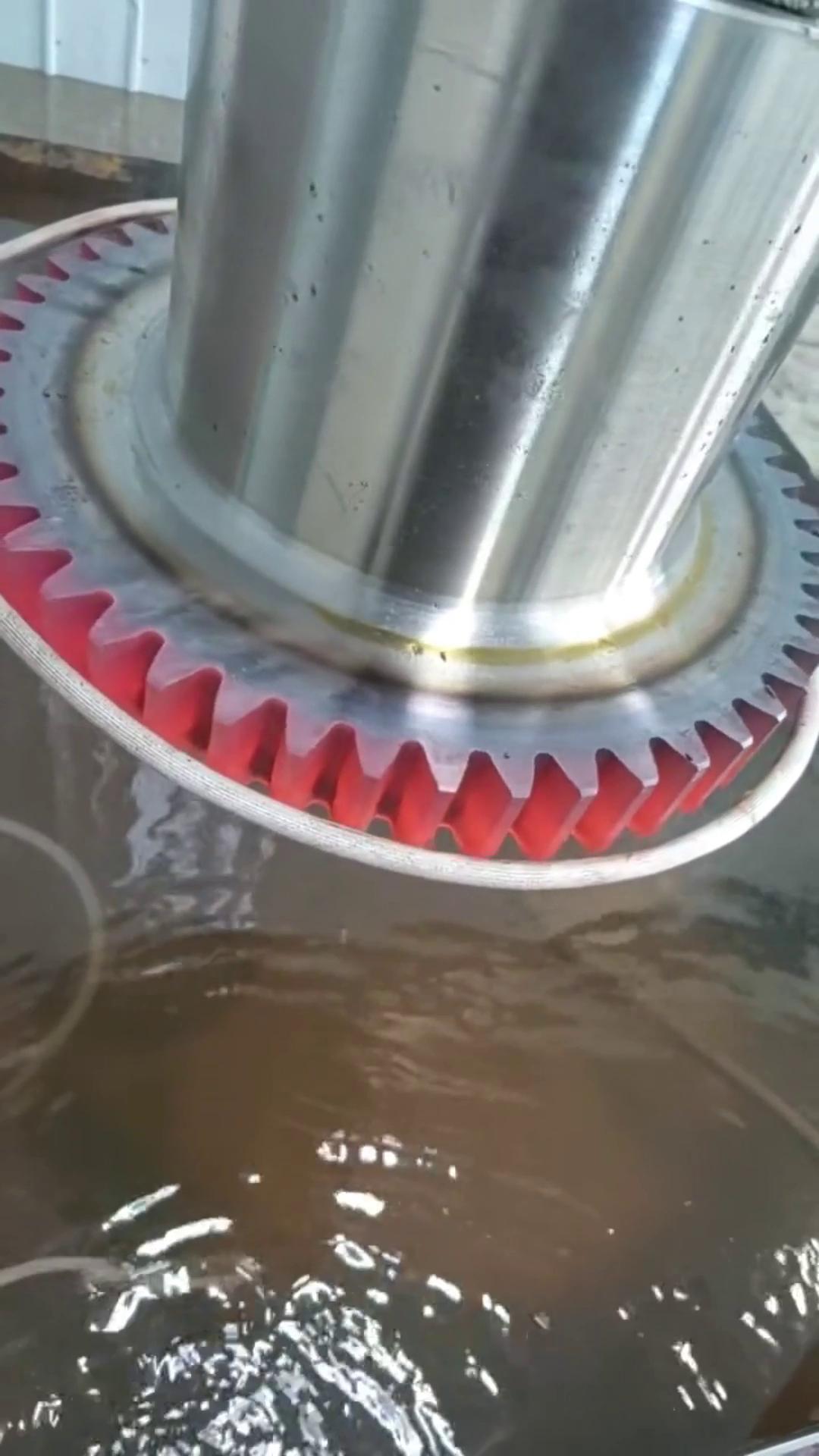 齿轮淬火用高频淬火机床 高频91网站免费看片加工深度可控 温度精准