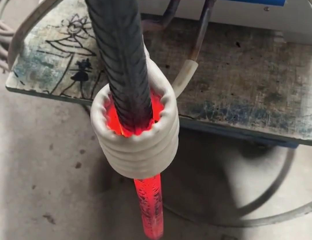 高频9.1成人免费看片加热设备在局部退火中的应用优势和热弯工艺中的创新应用(图1)