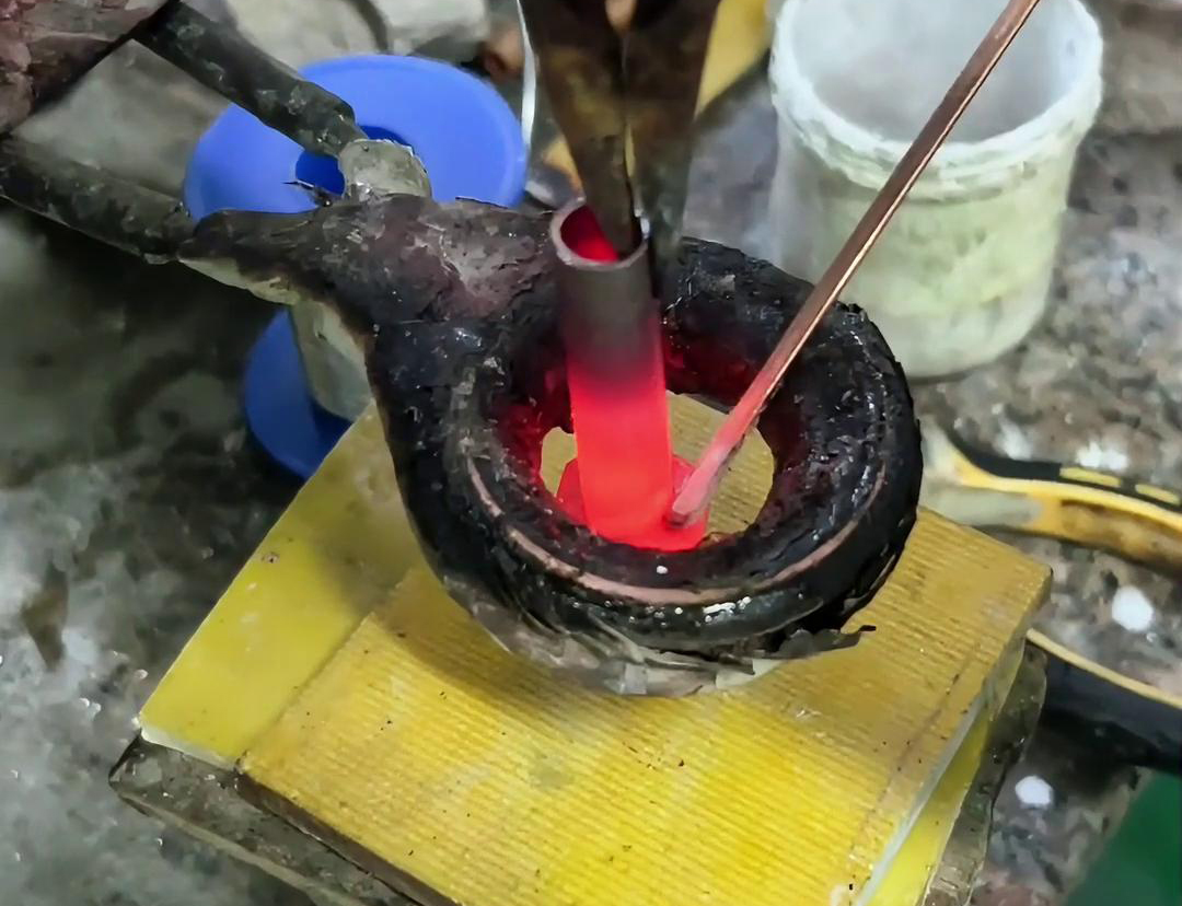 铜管焊接不用愁，高频焊机来解忧