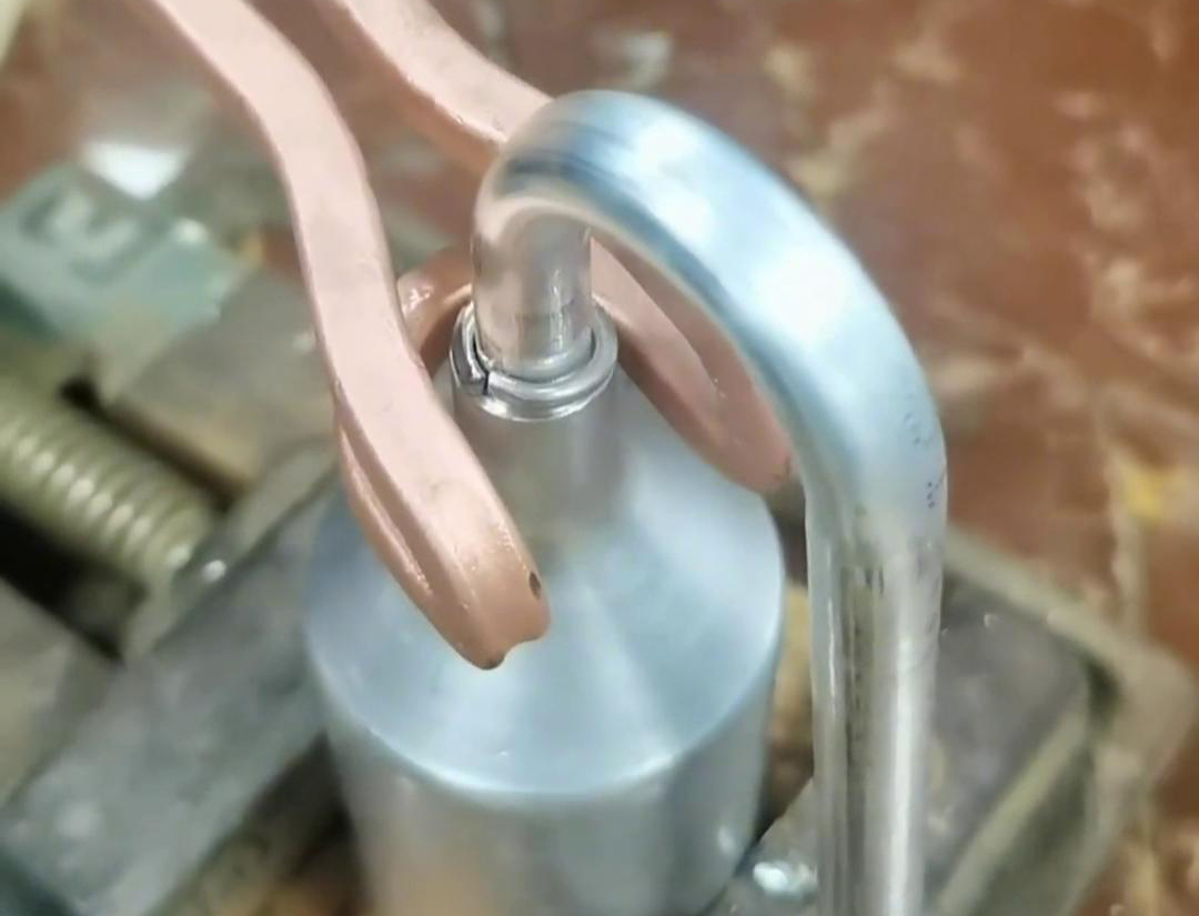 高频钎焊铝管，其焊接后接近铝管本身强度