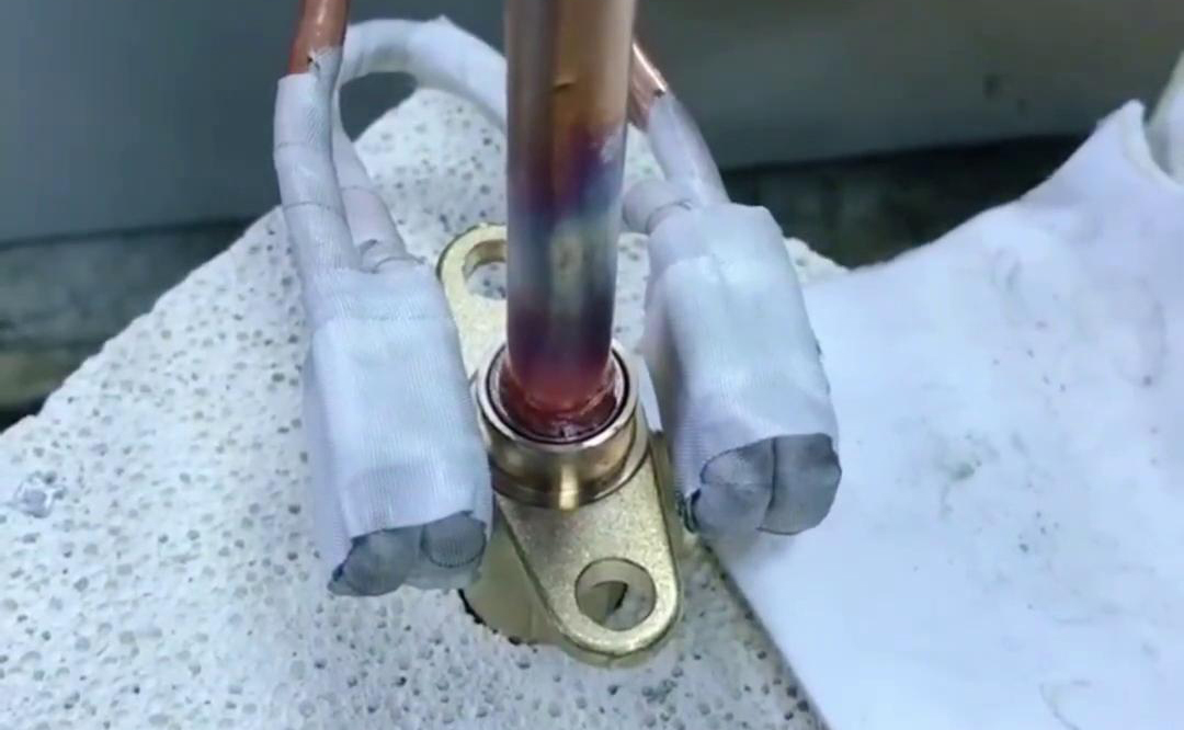 91看片神器APP智能9.1成人免费看片加热设备，非标定制高频钎焊设备