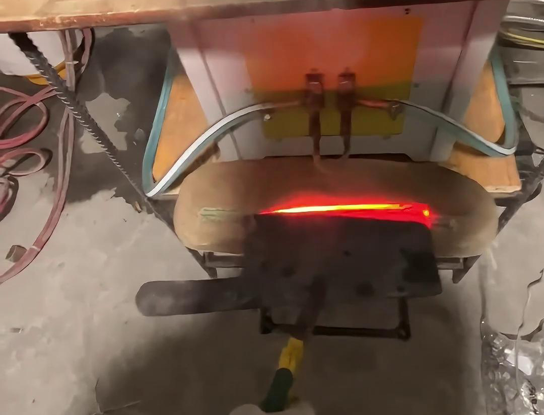 菜刀刃口用超音频91网站免费看片淬火，你知道为什么只淬火一点点吗？