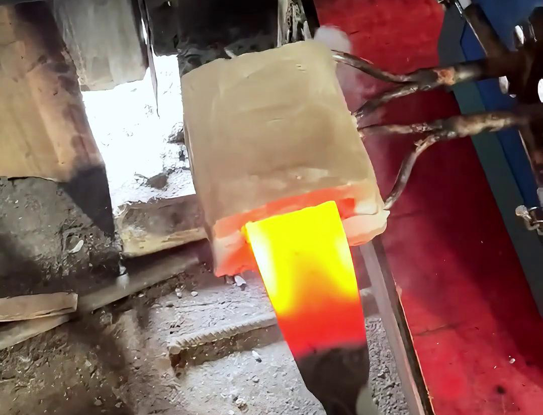小型高频91网站免费看片在柴刀加热锻打淬火中的应用