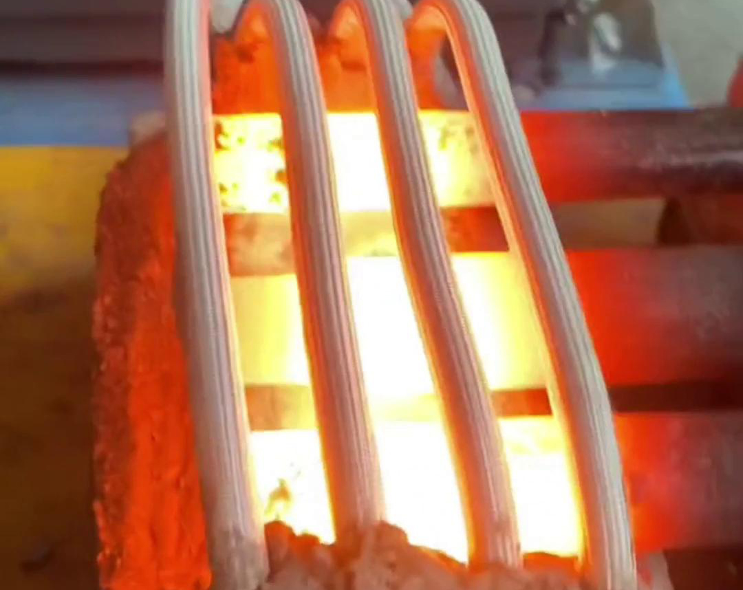 9.1成人免费看片加热设备在同时加热多根棒料方面表现出色