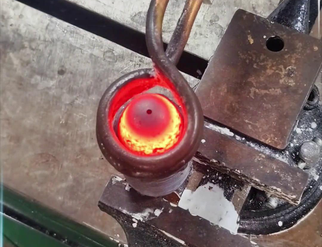 端面加热既可以选择普通款高频加热机实现，也可以选择手持式高频加热机