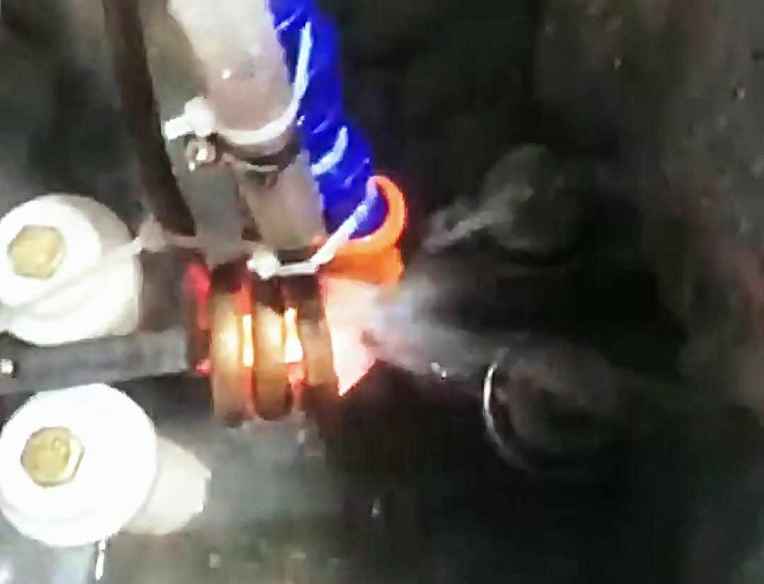 导轨9.1成人免费看片淬火具有加热速度快、生产效率高、淬火质量稳定等优点