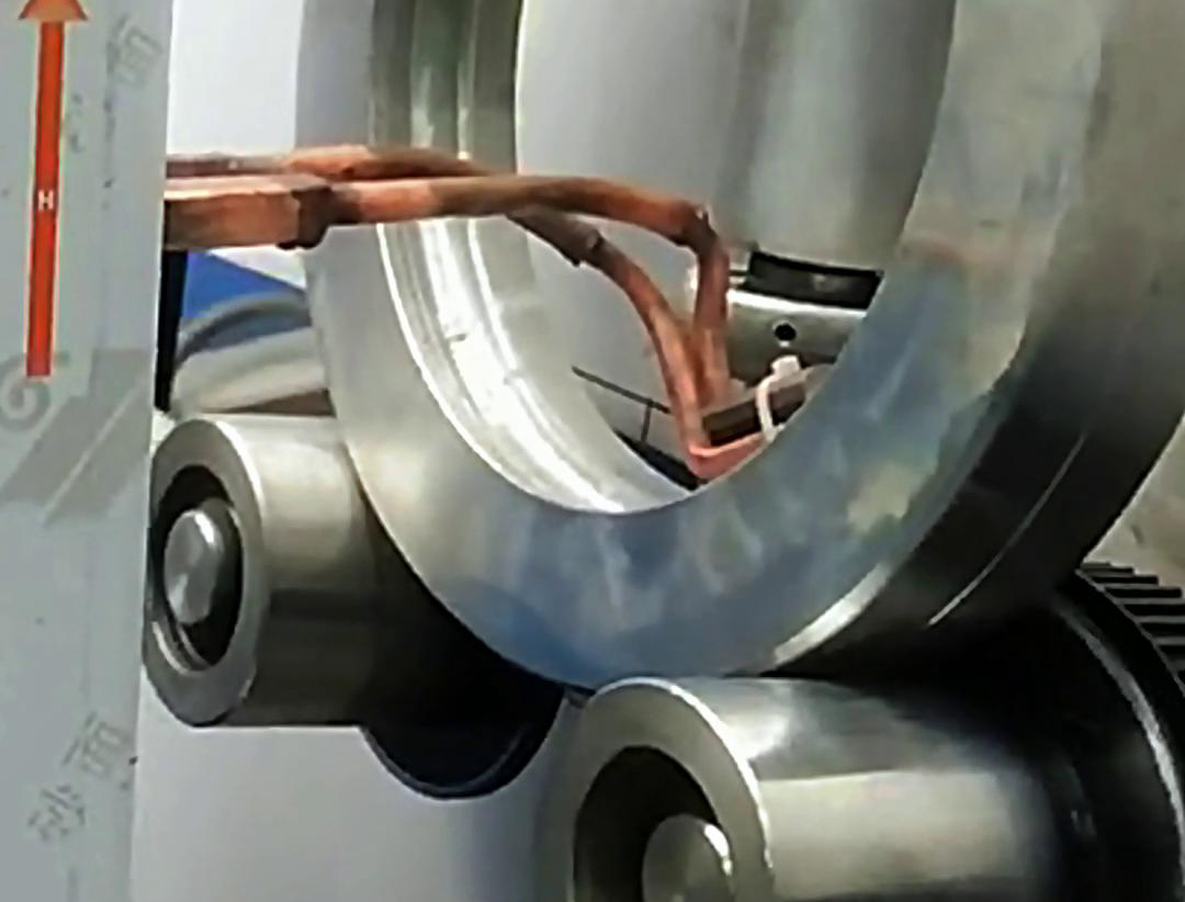 91看片神器APP高频淬火机床：轨道轮生产的高效利器(图2)