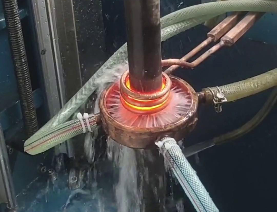 91看片神器APP卧式高频淬火机床：轴类热处理代加工的卓越之选