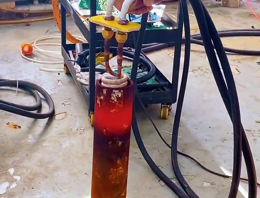 手持式高频内孔加热器：内孔与管件加热的新选择